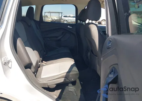 2017 Ford Escape Se из США, поврежденный, VIN 1FMCU0GD4HUD54310